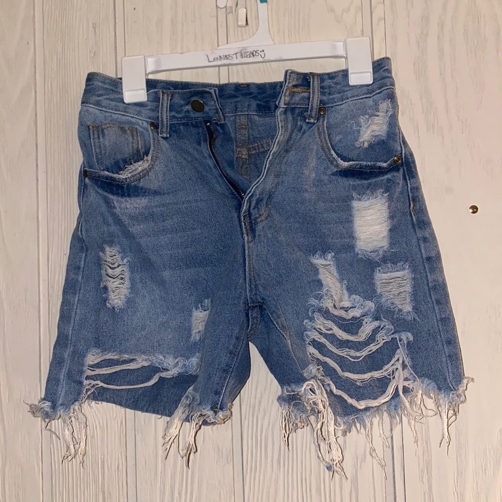 SHEIN Size XS Long Mom shorts with ripples! SUPER CUTE